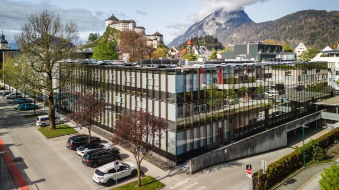 fh kufstein tirol-strassenseite