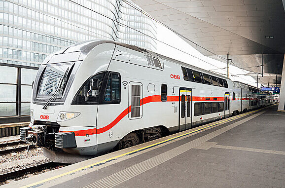 IC-Doppelstockzügen Stadler KISS 200_c_Daniel_Willinger