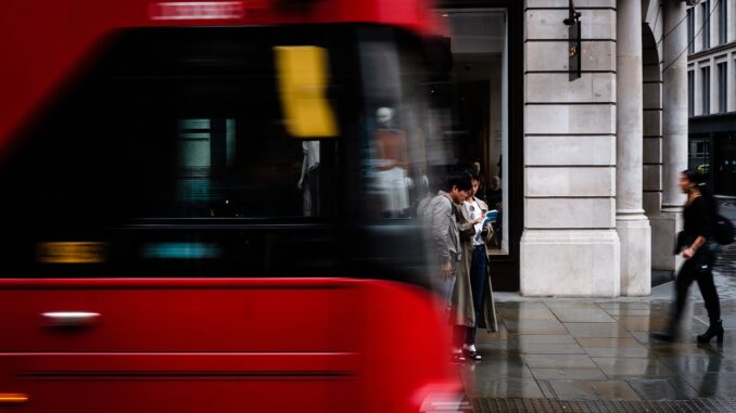 London Reisebus Klagenfurt Airport