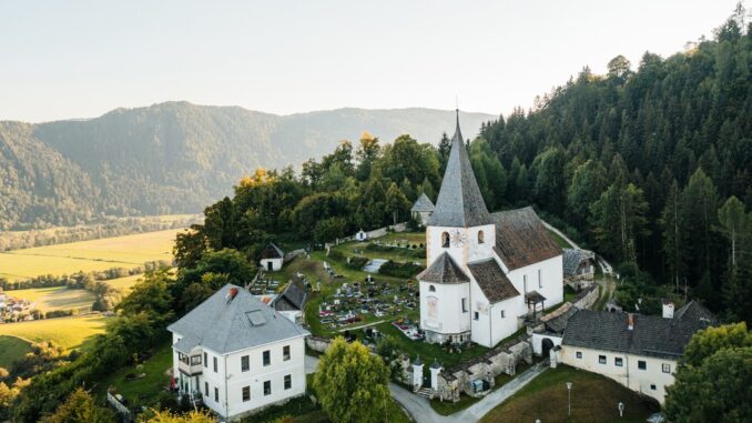 Pfarrkirche-Tiffen_Region-Villach-Tourismus_Martin-Hofmann