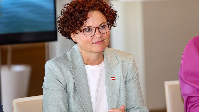 Tourismusstaatssekretärin Elisabeth Zehetner © LEADERSNET/ G. Langegger